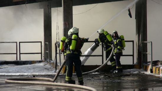 Feuer Brand Abfallwirtschaftbetrieb AWZ Niederzissen