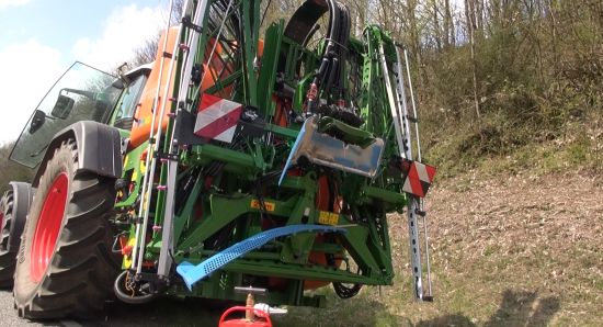 Unfall B412 Traktor LKW Wehr