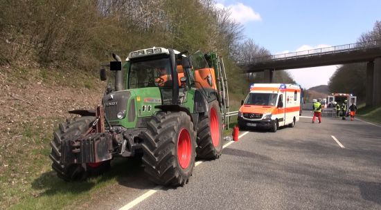 Unfall B412 Traktor LKW Wehr