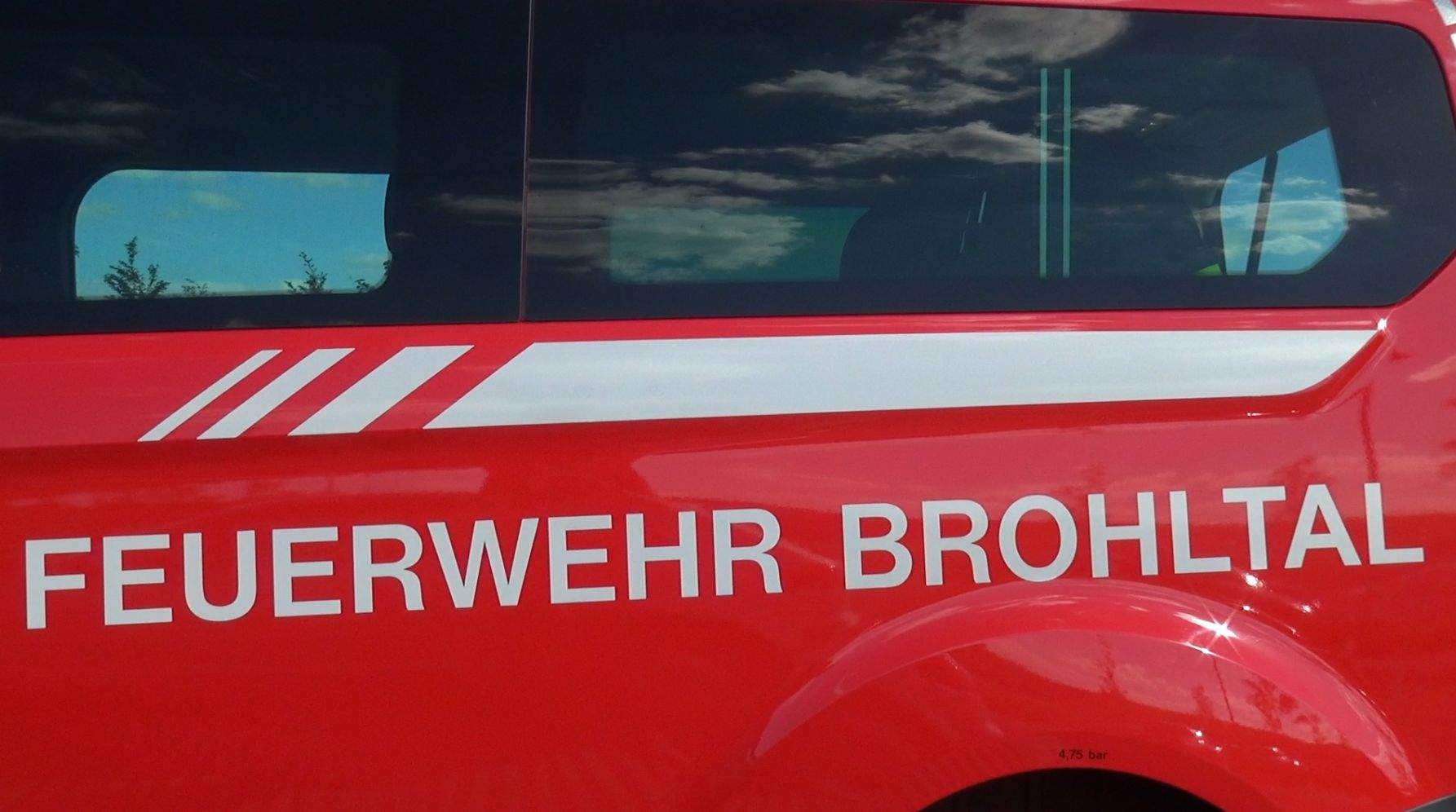 Wohnmobil steht auf der A61 in Vollbrand Feuerwehr Brohltal im Einsatz