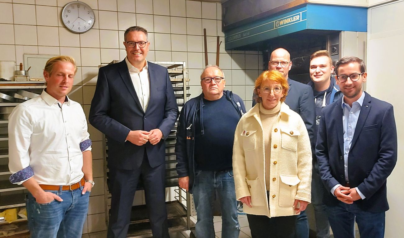 Minister Schweitzer besucht Bäckerei Genn in Wehr Thema Energiekrise beim Bäckerhandwerk