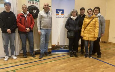 Automatisierter Externer Defibrillator nun in der Brohltalhalle