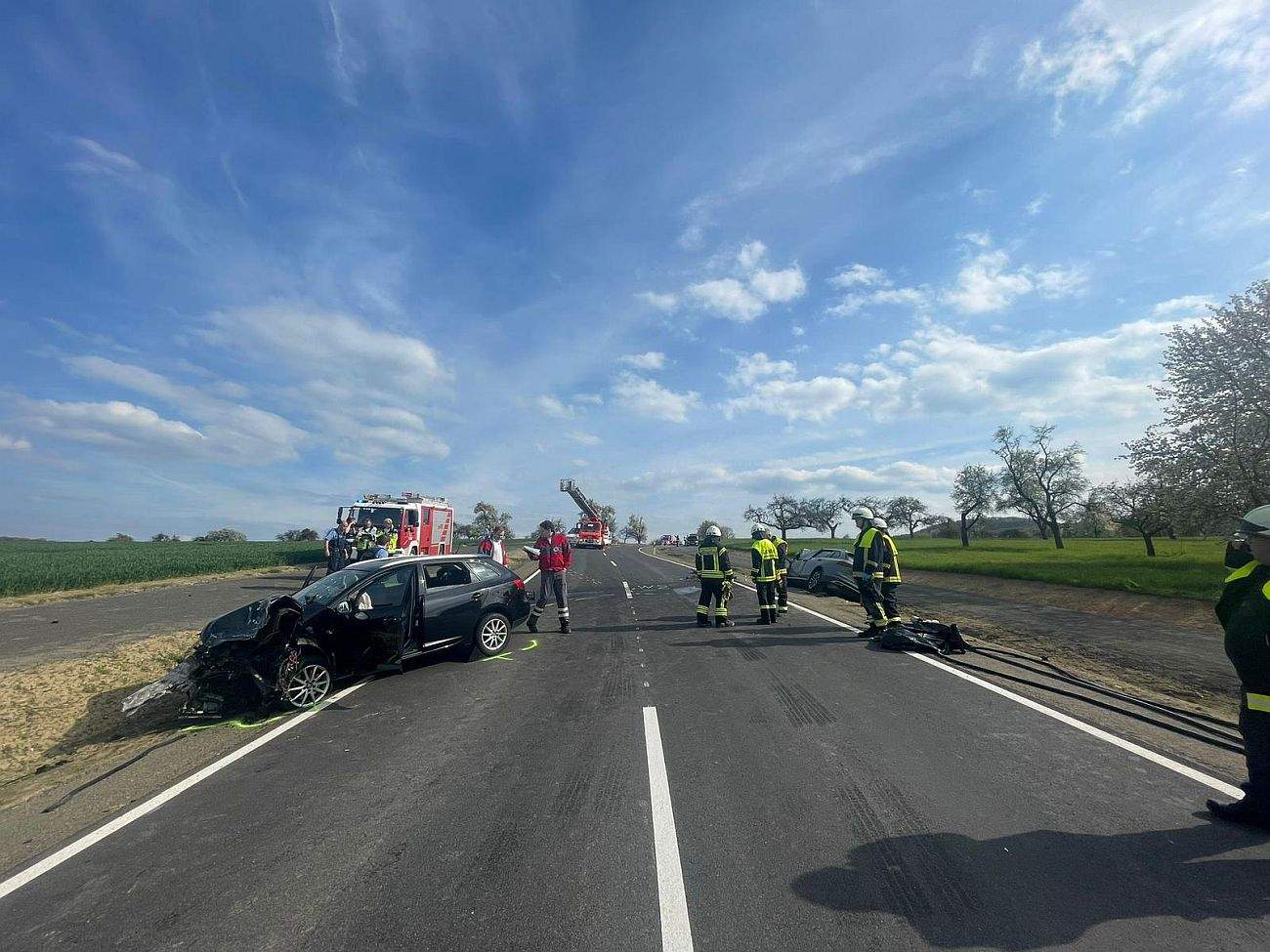 5 Schwerveletzte nach schwerem Verkehrsunfall zwischen Niederzissen und Waldorf 2 Rettungshubschrauber vor Ort