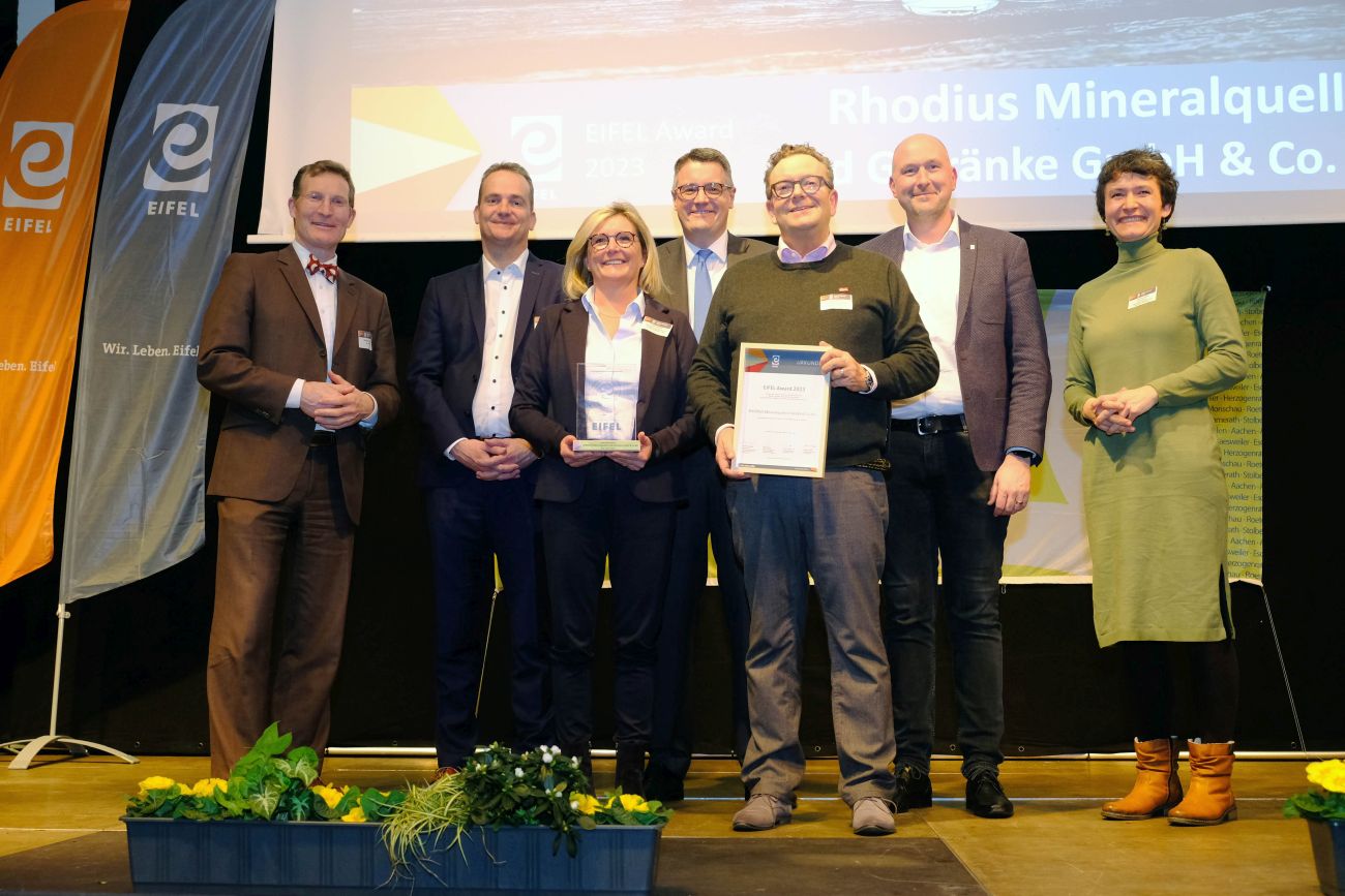 RHODIUS Mineralquellen erhält den EIFEL Award für nachhaltiges Handeln „Unsere Nachhaltigkeitsstrategie ist fester Bestandteil unserer übergreifenden Unternehmensstrategie.“