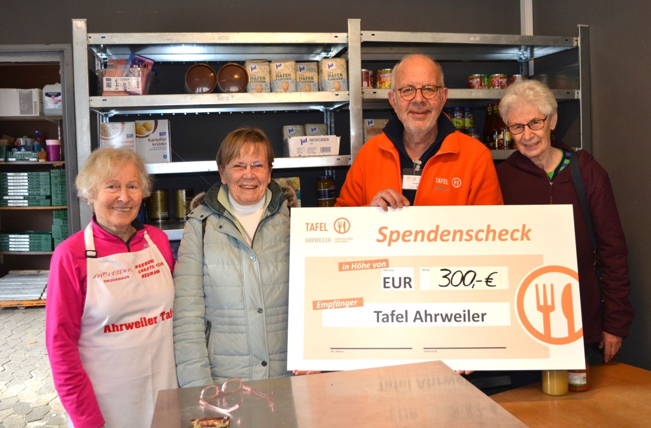 Seniorenkreis Burgbrohl-Weiler spendet der Tafel Ahrweiler 300 Euro