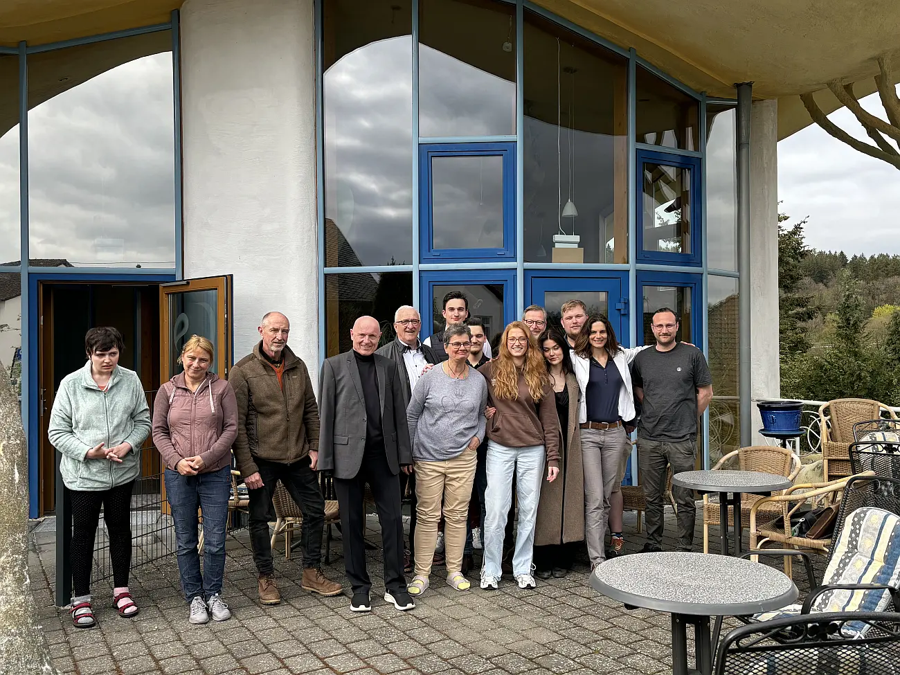 FDP zu Besuch bei der Lebenshilfe in Hohenleimbach Vorbildliche Unterstützung durch die Dorfgemeinschaft