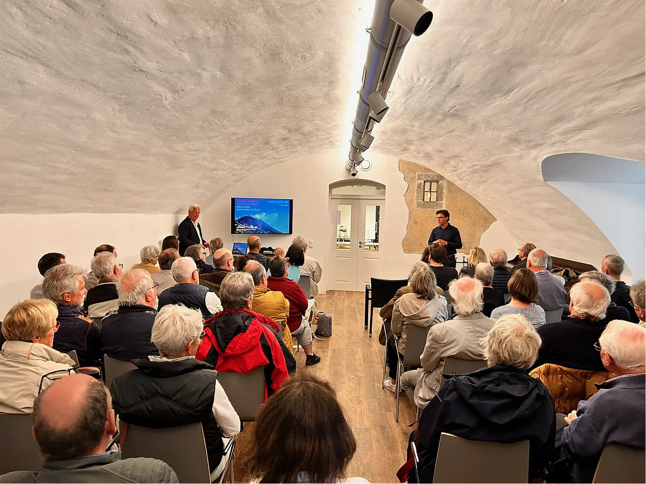 Erfolgreiche Vortragsreihe im Nationalen Geopark Laacher See im Jahr 2024