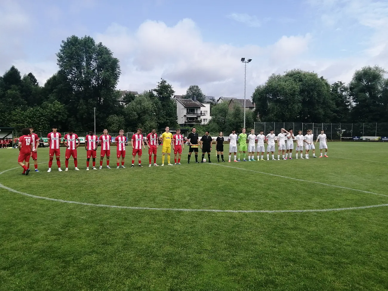 1. FSV Mainz 05 spielte gegen Rot-Weiß Essen in Oberzissen