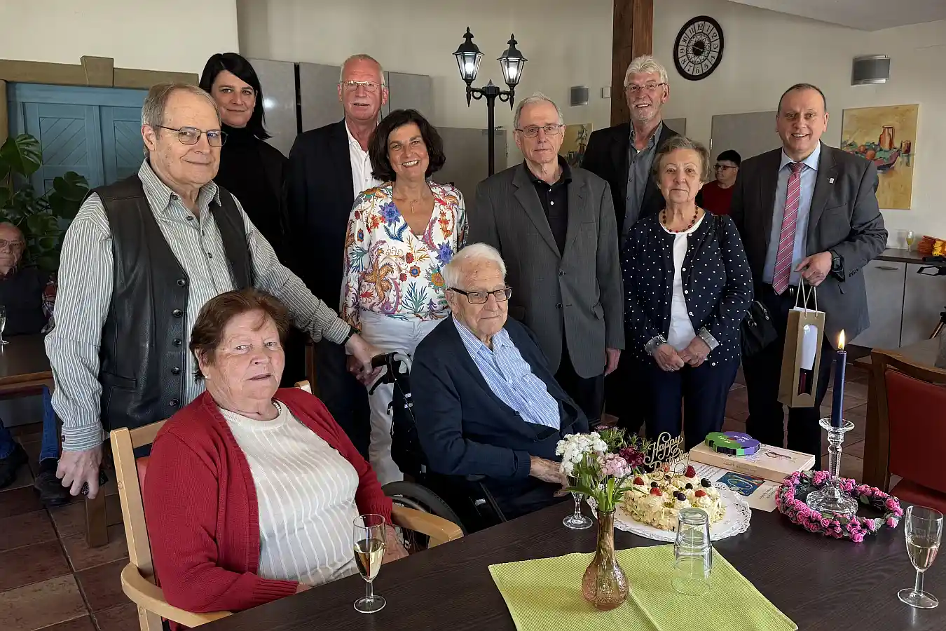 Hermann Nachtsheim aus Waldorf  feirte in der Villa Romantica seinen 101. Geburtstag Weiteres besonderes Jubiläum