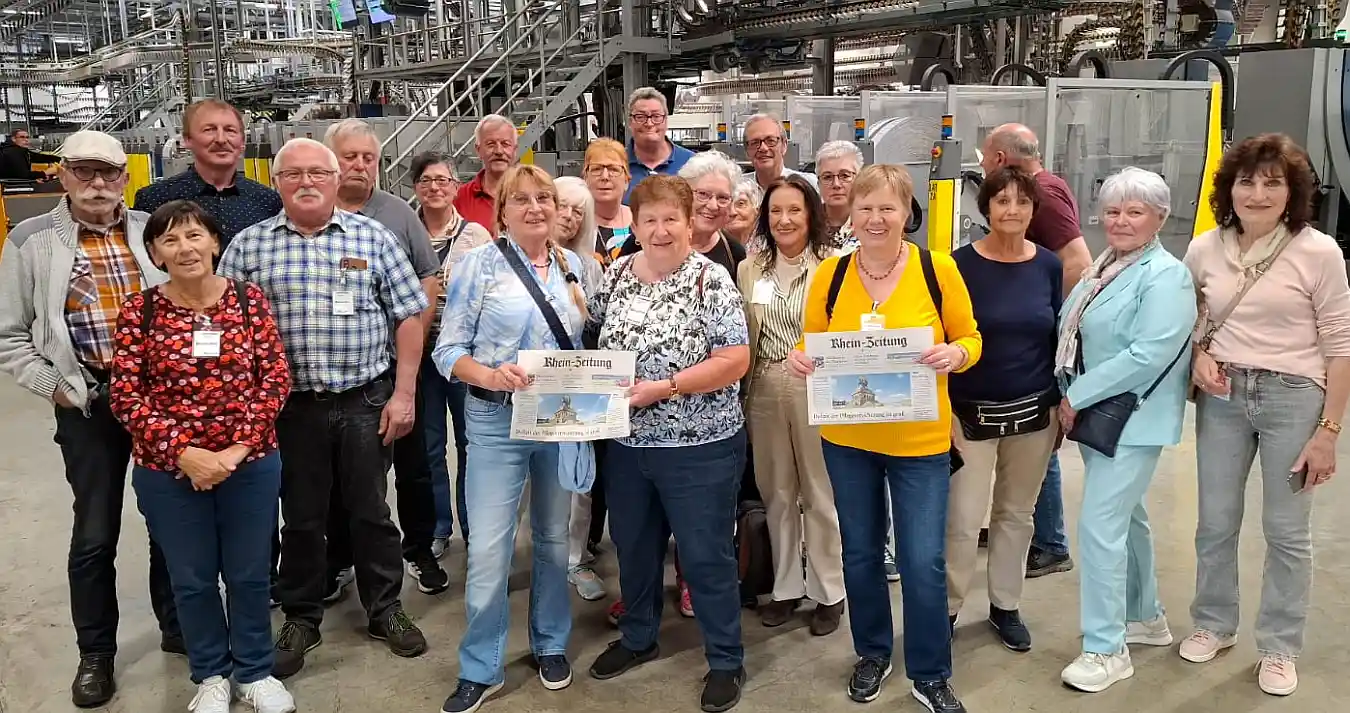 Gymnastik-Riege Dedenbach besucht Druck-Zentrum der Rhein-Zeitung
