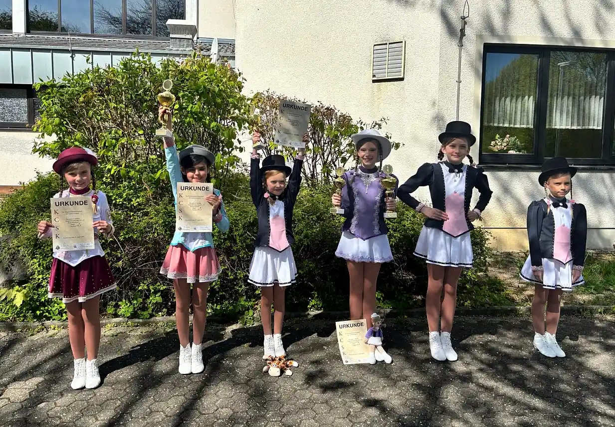 Niederdürenbacher Garde Team Eifelperle wird zweifacher Westerwaldmeister