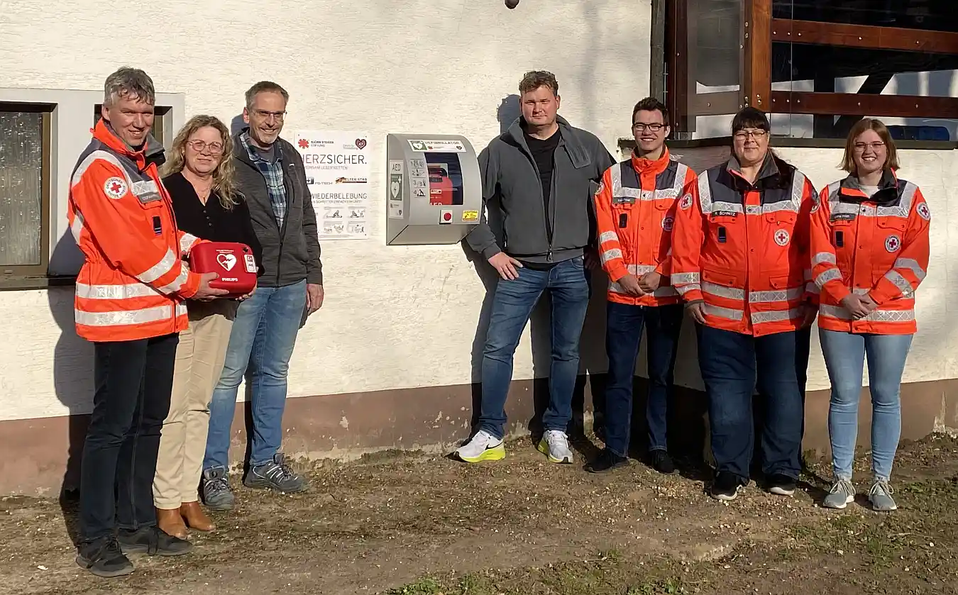 Wehr hat nun an der Kellerei einen Defibrillator Kostenfreie Bürgerschulung ab 9 Jahren
