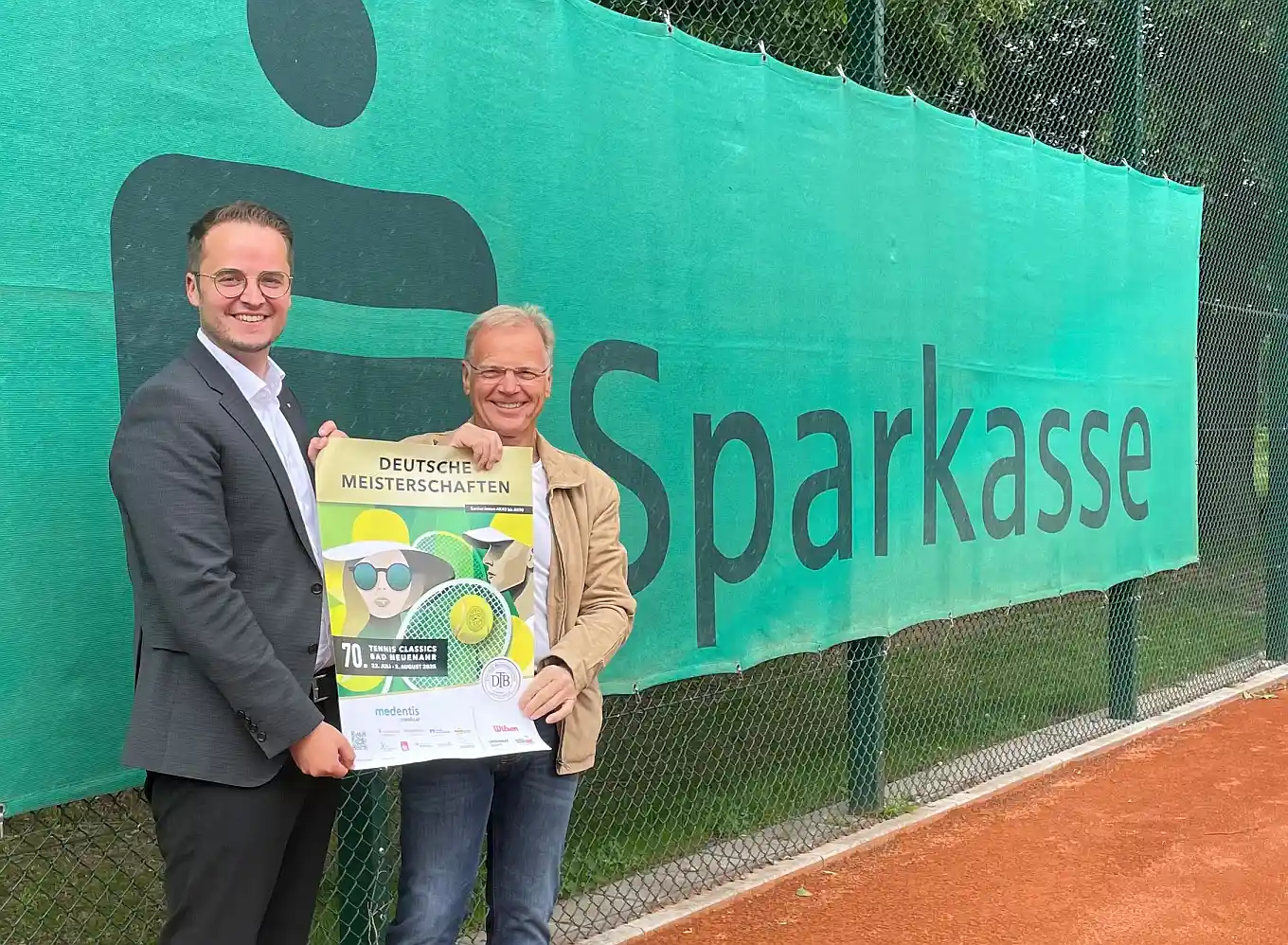 Kreissparkasse Ahrweiler unterstützt Hockey- und Tennisclub Bad Neuenahr 1920 e.V.