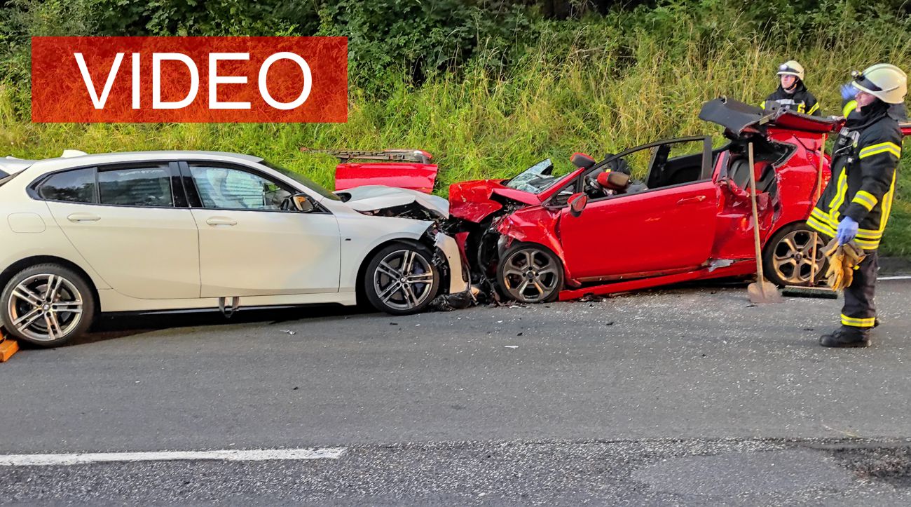 Frontalcrash bei Quiddelbach: Ein Toter und vier Verletzte 5 Rettungswagen und 3 Hubschrauber im Einsatz