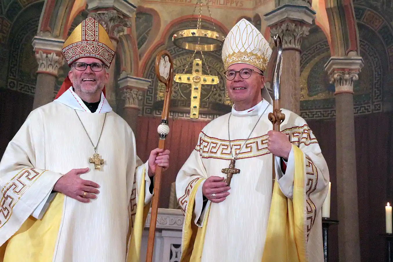 Neuer Abt nach elf Jahren: Pater Dr. Mauritius Wilde erhielt feierliche Segnung in Maria Laach Neuer Abt nach elf Jahren: Pater Dr. Mauritius Wilde erhielt feierliche Segnung in Maria Laach