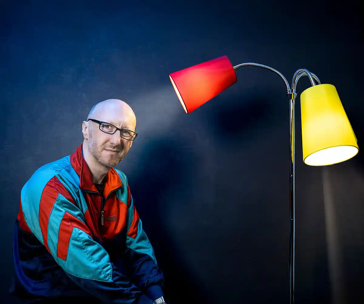 Senkrechtstarter der Comedy- und Kabarettszene Ralf Senkel kommt mit 1. Soloprogramm