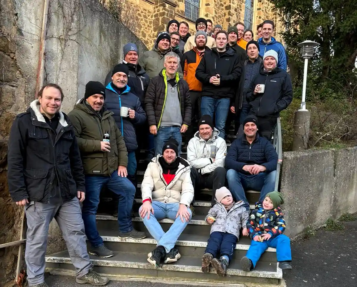 Rekordbeteiligung bei Winterwanderung der Alten Herren des SC Niederzissen Rekordbeteiligung bei Winterwanderung der Alten Herren des SC Niederzissen