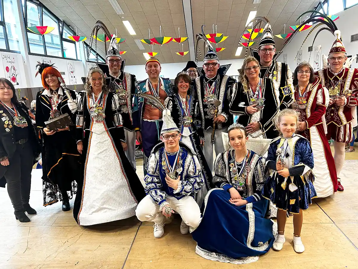Brohltaler Narrentreff in Oberdürenbach eröffnete die heiße Phase des Karnevals