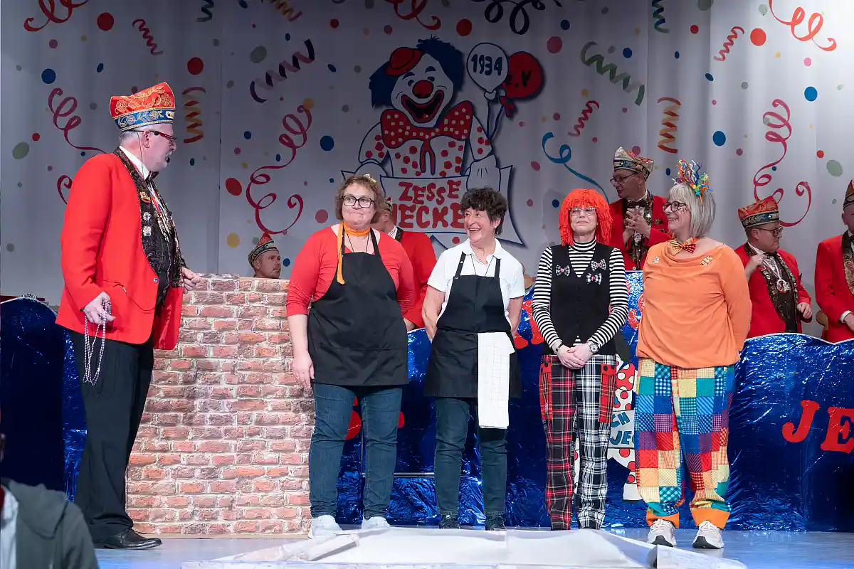 Bronzener Manes 2026: KG Zesse Jecke ehrt stille Helferin des Karnevals