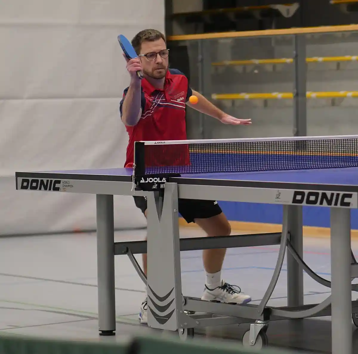 Zissener Reserve behält im Tischtennis den Anschluss an die Tabellenspitze