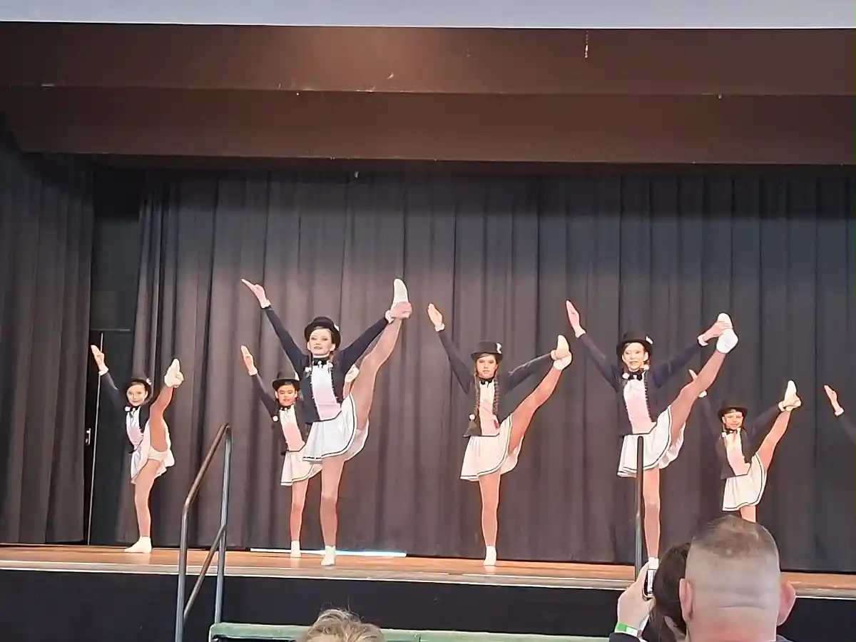 Fünf Podestplätze trotz Verletzungspech für Niederdürenbacher Eifelperle Tanzfestival in Koblenz