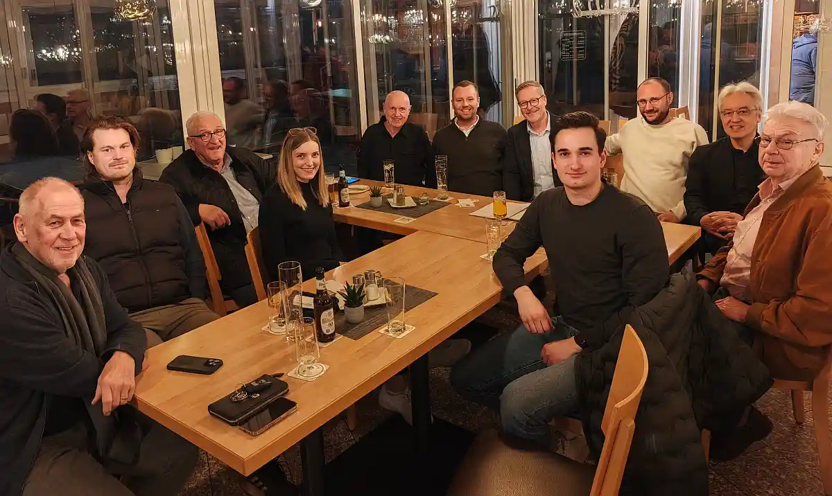 FDP Brohltal rüstet sich für Landtagswahl: Stefan Gros einstimmig als Vorsitzender bestätigt FDP Brohltal rüstet sich für Landtagswahl: Stefan Gros einstimmig als Vorsitzender bestätigt