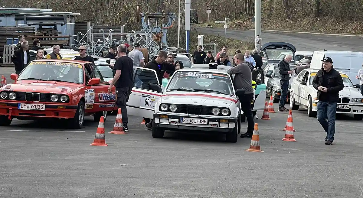 Rallye Kempenich stößt bei Traumwetter auf Riesenresonanz