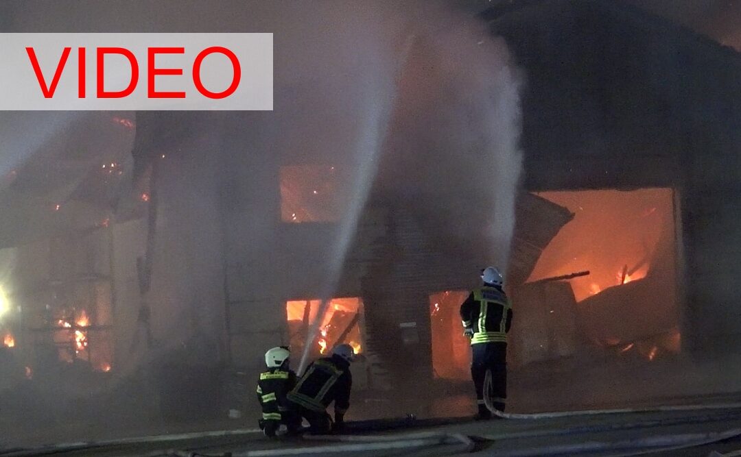 Großbrand bei Zimmerei in Niederzissen: 115 Kräfte bekämpften Flammen-Hölle